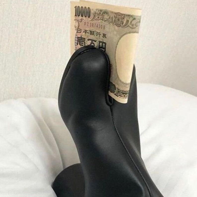 Tabi Split Toe Boots Chunky Round Heels