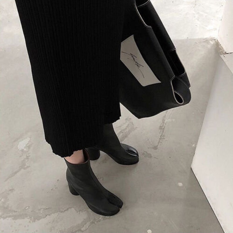 Tabi Split Toe Boots Chunky Round Heels