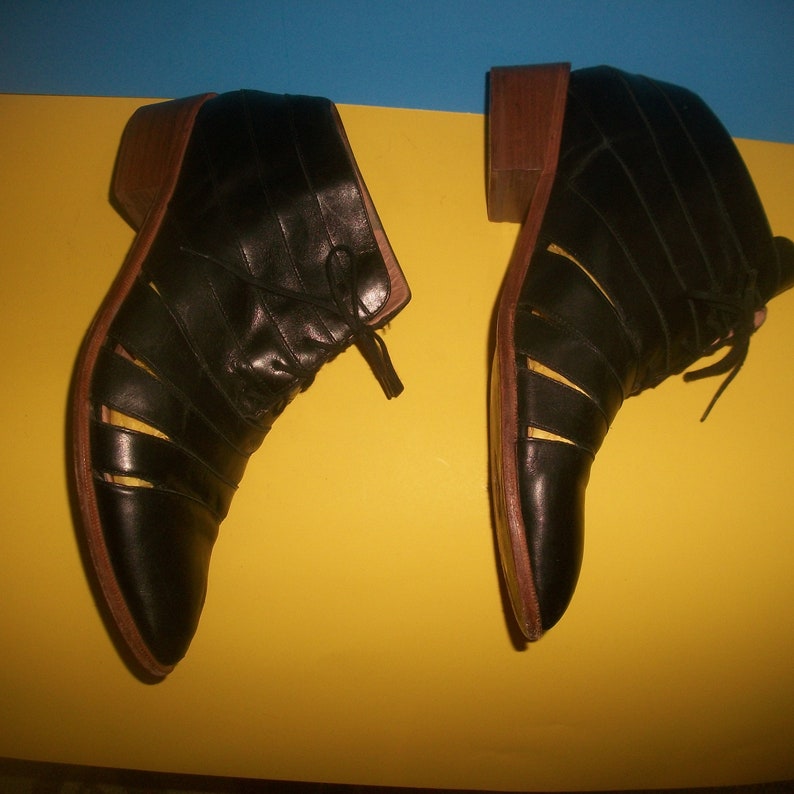 Robert Clergerie Black-leather Oxfords With Slanted Top &
