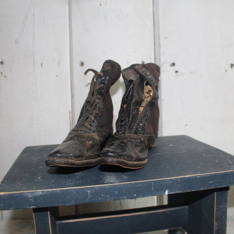 Children's Victorian Lace up Shoes Boots