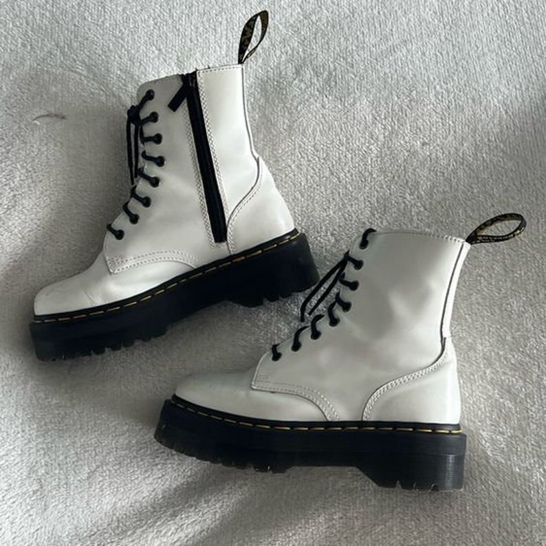 Thick Platform British Style Lace-up Bootswomen's Martin
