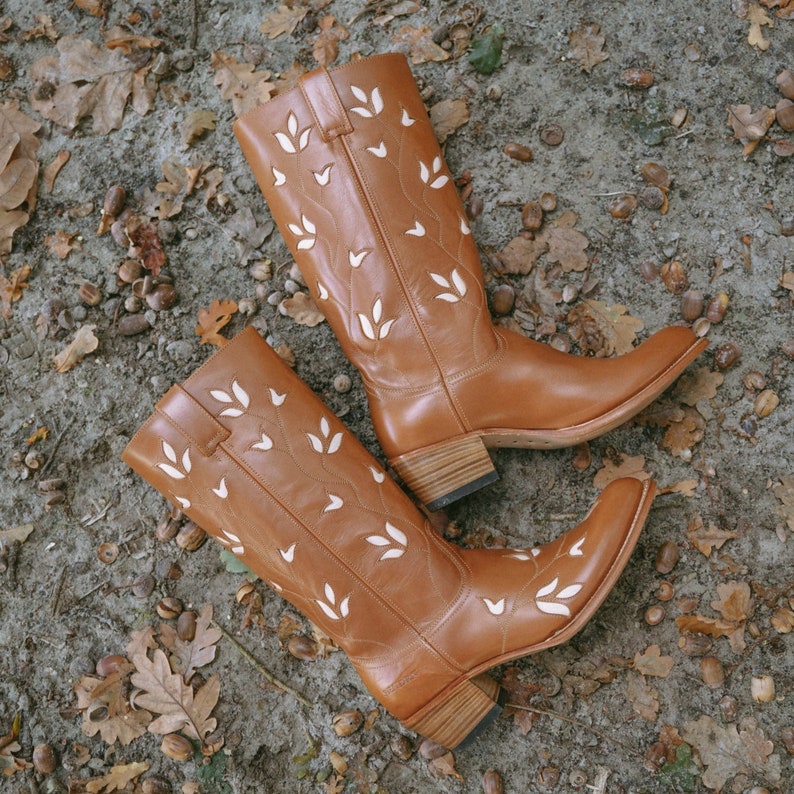 Flower Boots Leaf Brown