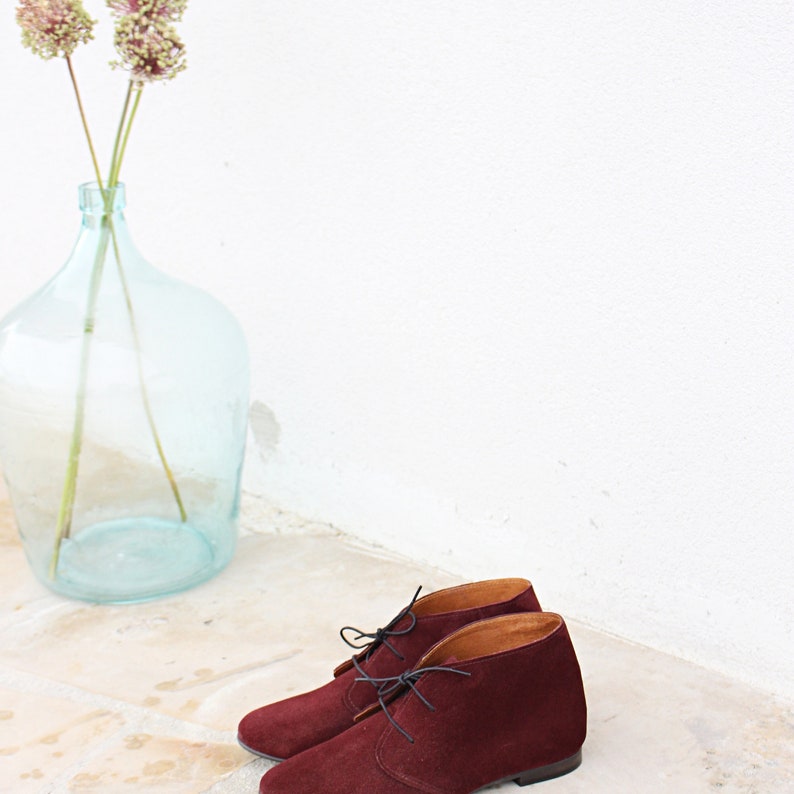 Retro Style Natural Burgundy Velvet Leatherclassic Booties