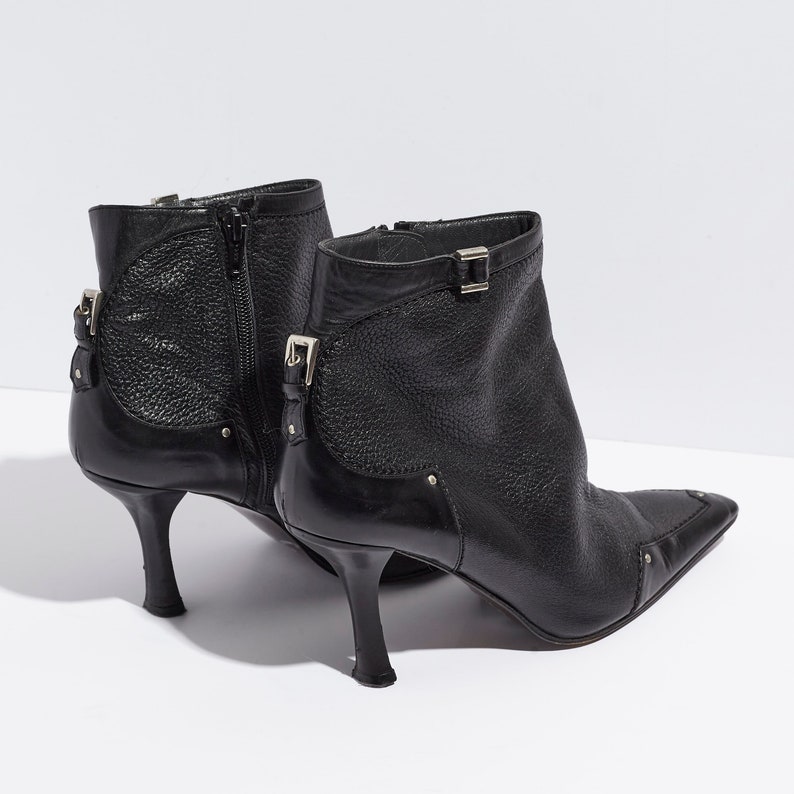 Black Leather Pointed Toe Ankle Boots Size 38 FTV1862