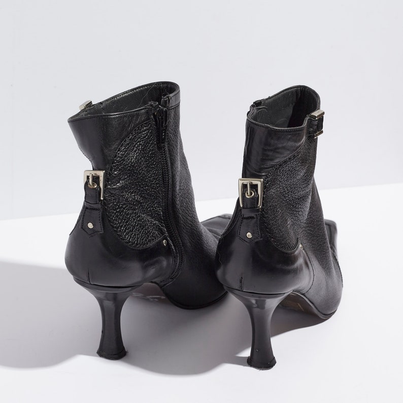 Black Leather Pointed Toe Ankle Boots Size 38 FTV1862