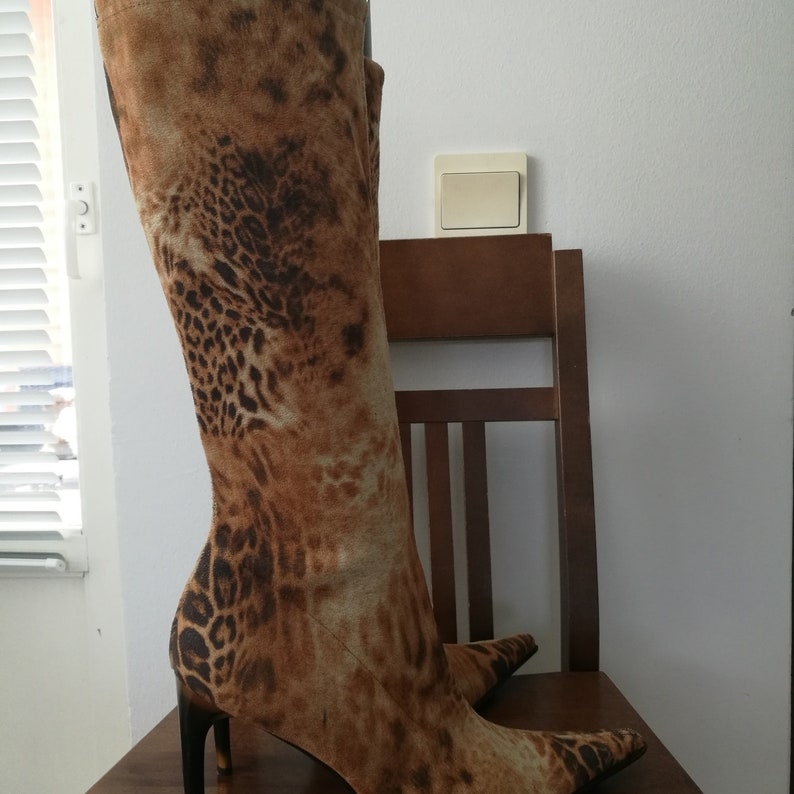 Fun Italian Stretch Animal Print Heel Boots. Size EU 39 1/2.