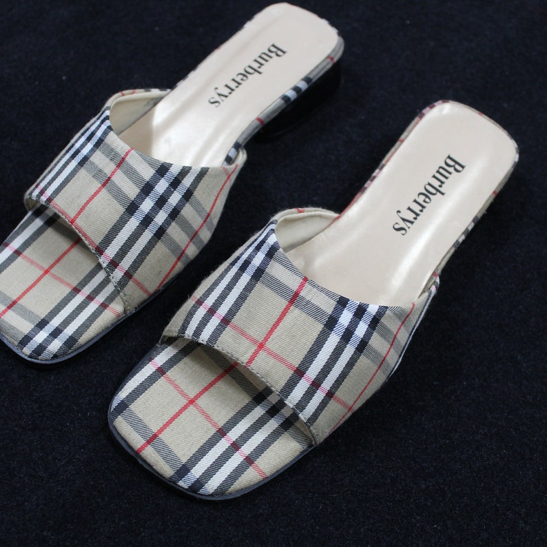 Burberry Sandals Women DEADSTOCK Shoes Nova Check Burberrys