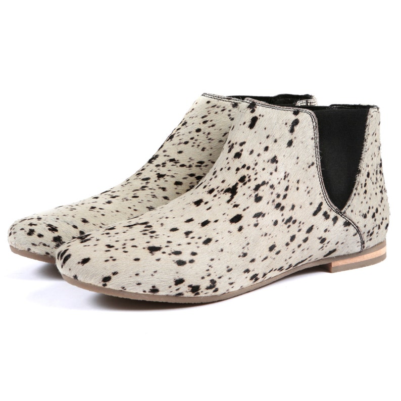 Hairon Leather Chelsea Print Slip on Ankle Flat Boots Stormy