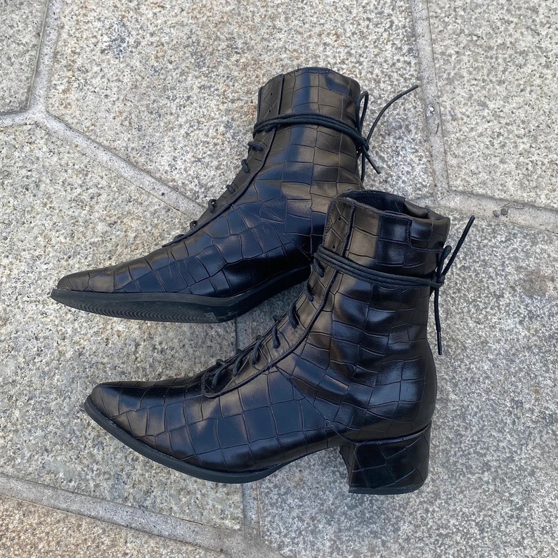 Womens Black Leather Lace up Ankle Boots Comfortable Stylish