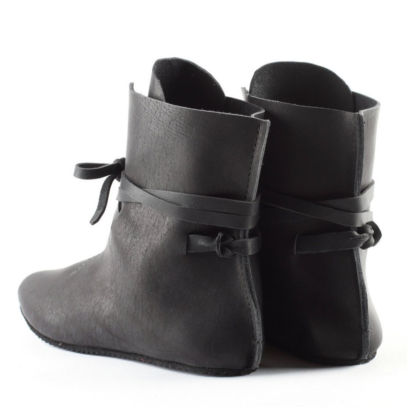 Gift Black Real Leather Boots Cattle Leather Medieval Style