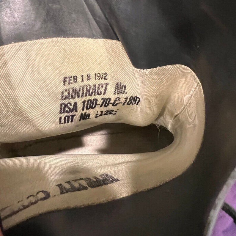 Bata Extreme Cold Weather Boots 1972 Size 10R Mickey Mouse