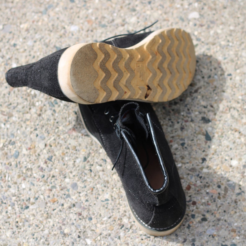 Lovely Roughout Suede Japan Exclusive Model 8874 Black Moc Toe
