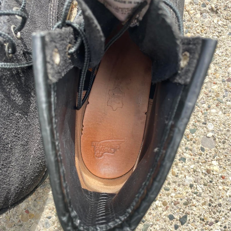Lovely Roughout Suede Japan Exclusive Model 8874 Black Moc Toe