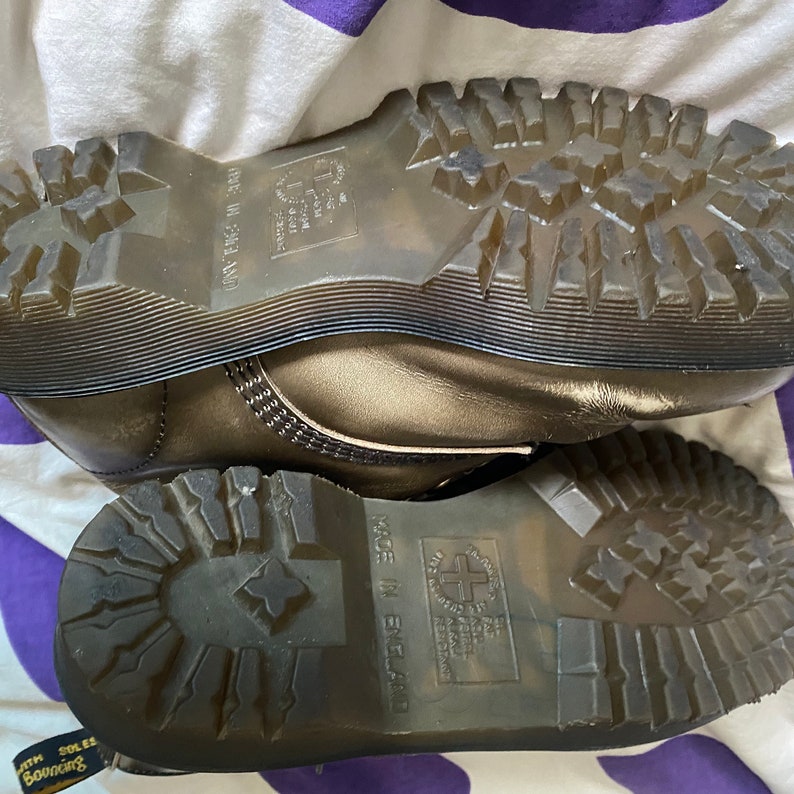 Dr Martens 1827 Vintage Combat Boots
