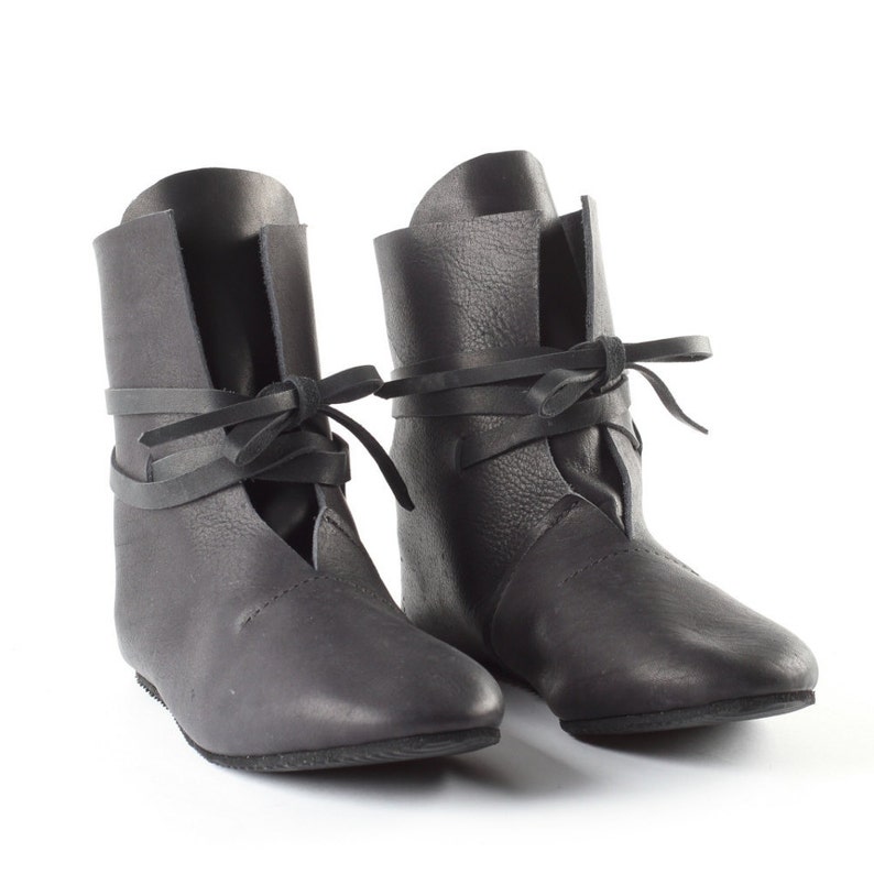 Gift Black Real Leather Boots Cattle Leather Medieval Style
