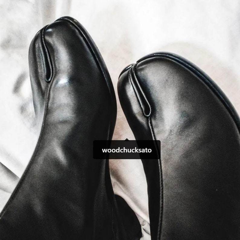 Womens/mens Leather Tabi Split-toe Black Boots With 3cm Heel