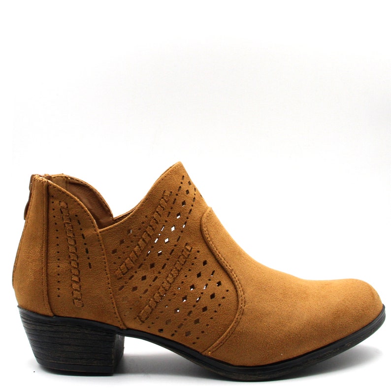 Women Western Cowboy Stylish Hollow Ankle Booties V Sharp