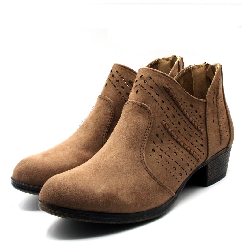 Women Western Cowboy Stylish Hollow Ankle Booties V Sharp