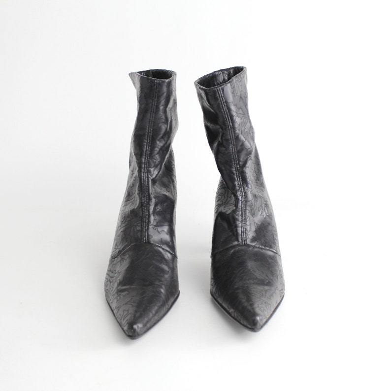 Size 7.5 Sleek Black Leather Pull up Boots Soft Leather