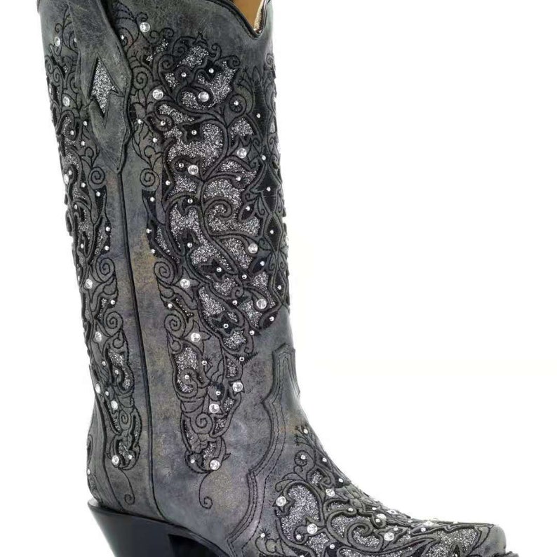 White Cowboy Western Boots Embroidered Pull on Boots Knee