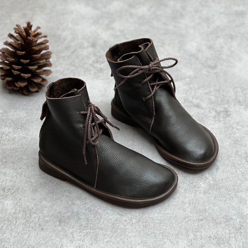 Handmade Women Leather Tie Shoes Soft-soled Leather Boots