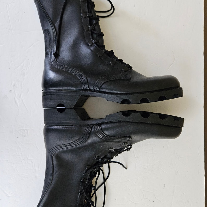 R O Search Vintage Military Combat Boot Black Leather Size 5 R