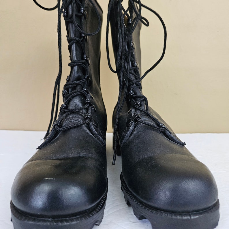 R O Search Vintage Military Combat Boot Black Leather Size 5 R