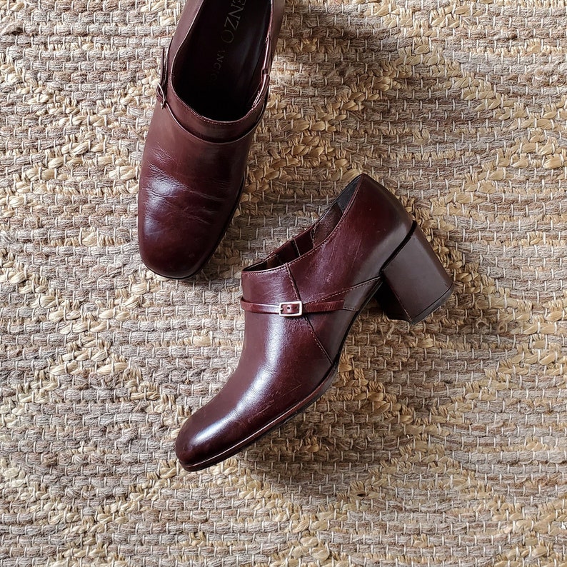 90s Walnut Brown Ankle Boots / 1990s Block Heel Booties /