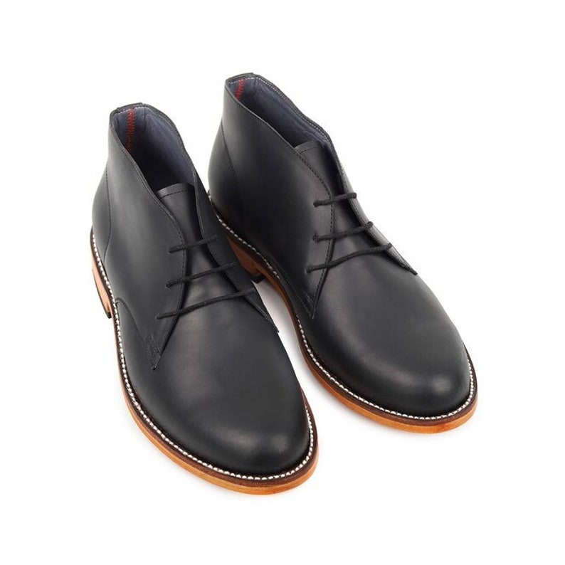 Chukka black