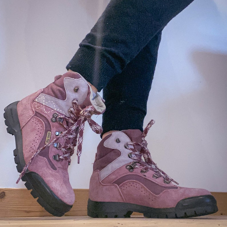 Vintage Hiking Boots Size 38 / W5 UK