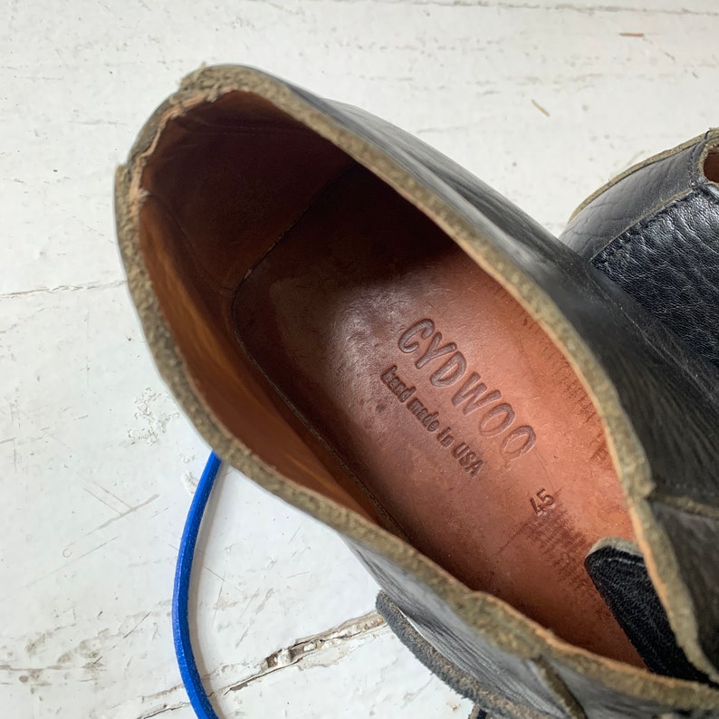90s Cydwoq Leather Shoes Hand Painted Minimalist Unique Shape