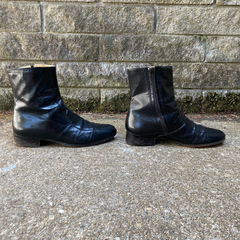 Size 9 D 70s/80s Zip up Ankle Boots