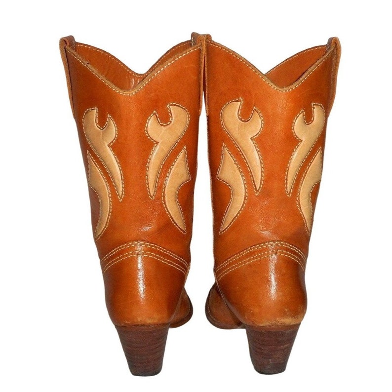 Vintage Cowgirl Boots Western Fashion Ladies 7 M Tan Cowboy