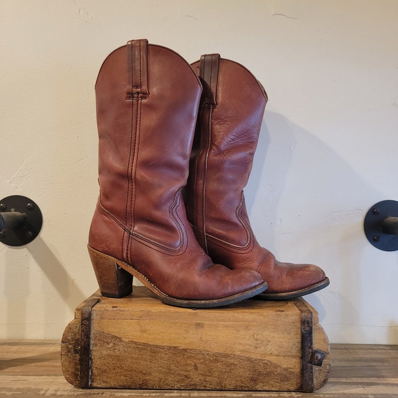 Dexter Red Boots/ Size 7.5/fall Boots/heeled Boots/ Frye