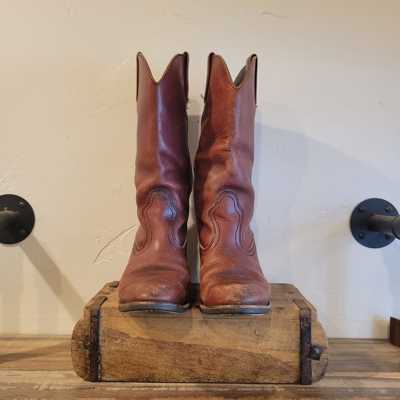 Dexter Red Boots/ Size 7.5/fall Boots/heeled Boots/ Frye