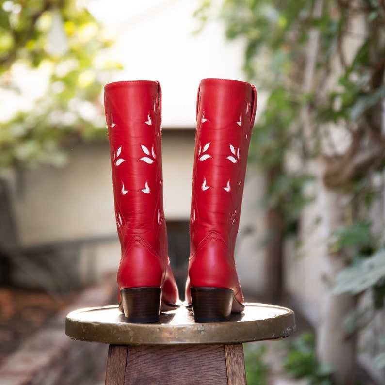 Leaf Boots Red