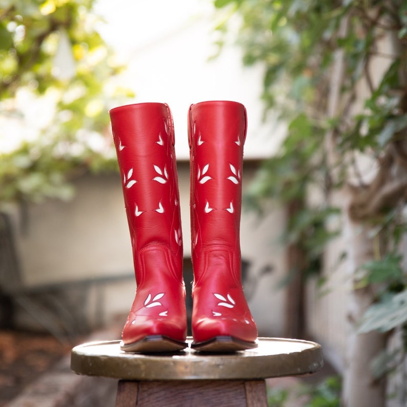 Leaf Boots Red