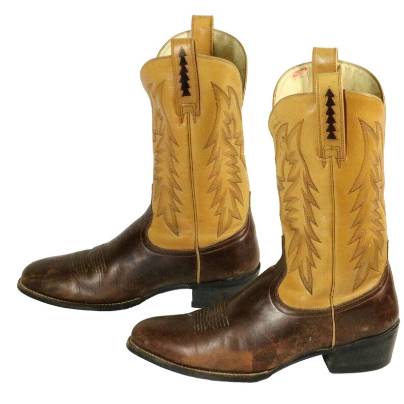 Ariat Cowboy Boots Mens 9.5 Country Western Wear Shoes Two
