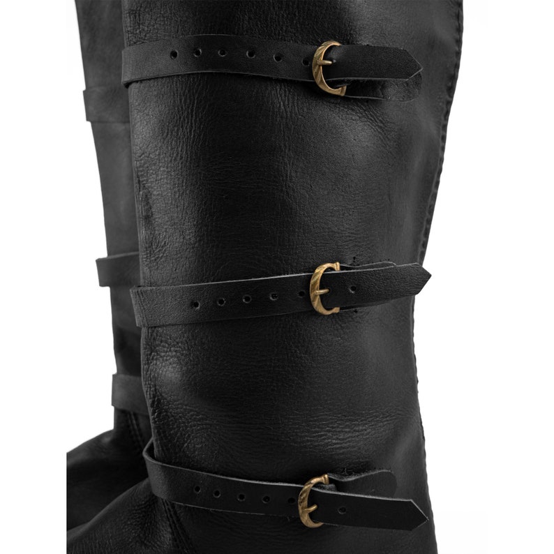 Late Medieval Cuffed Boots Black