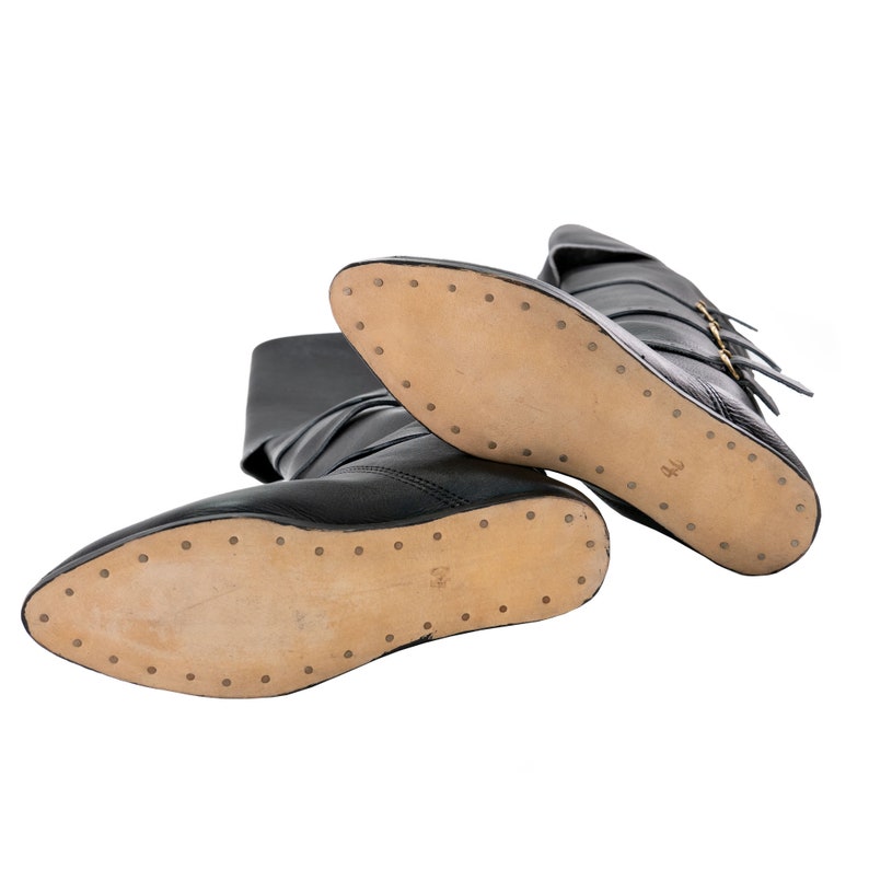 Late Medieval Cuffed Boots Black