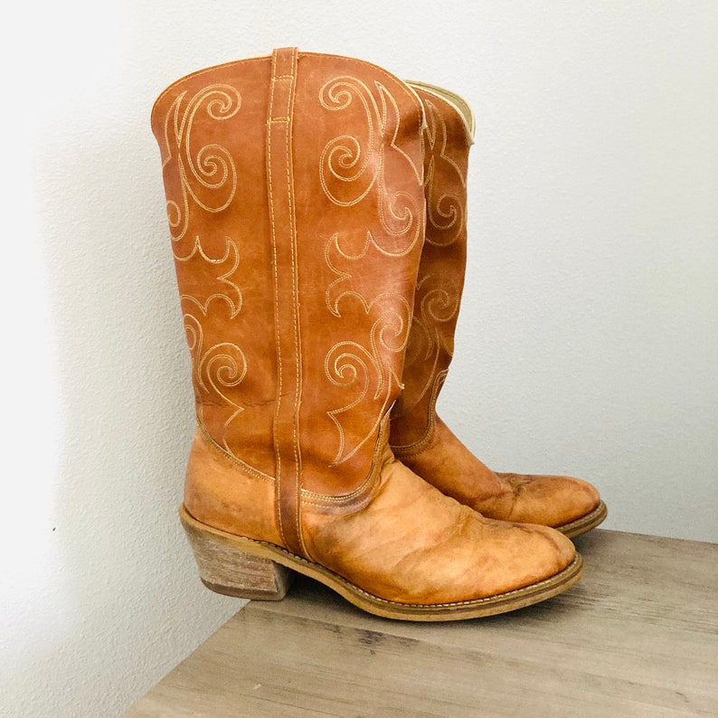 Dingo Leather Cowgirl Boots / Vintage Country Western Boots